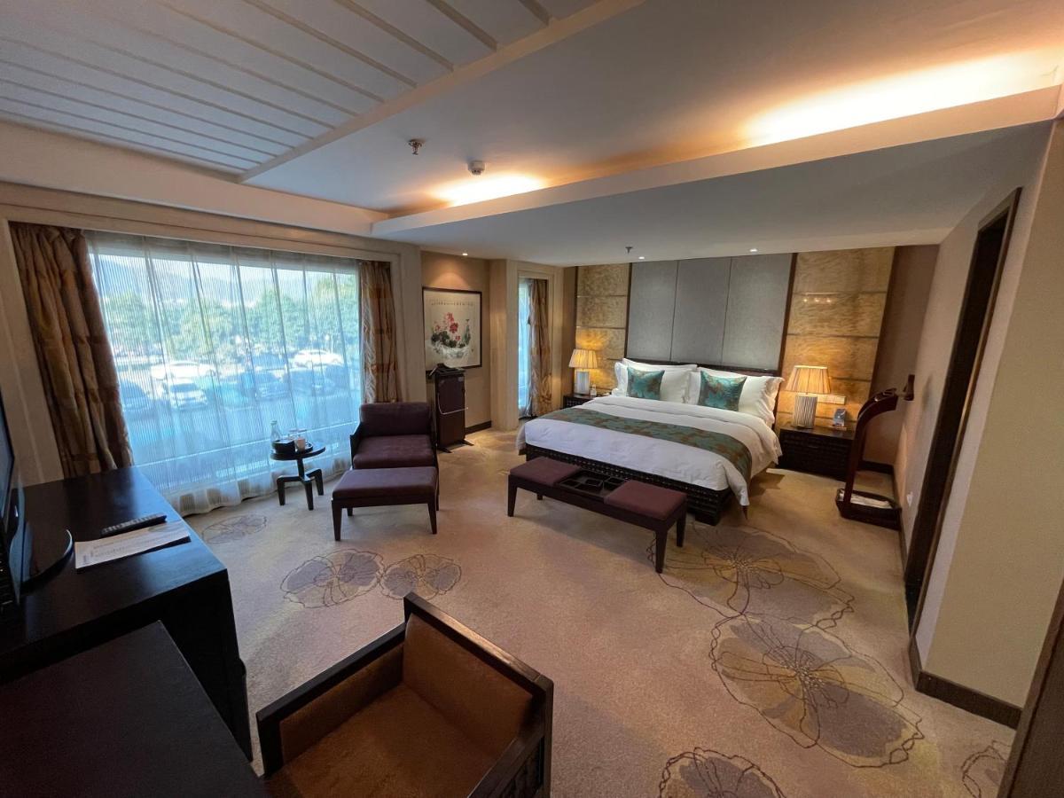 Weiselect Wanghu Hotel Kunming Dış mekan fotoğraf