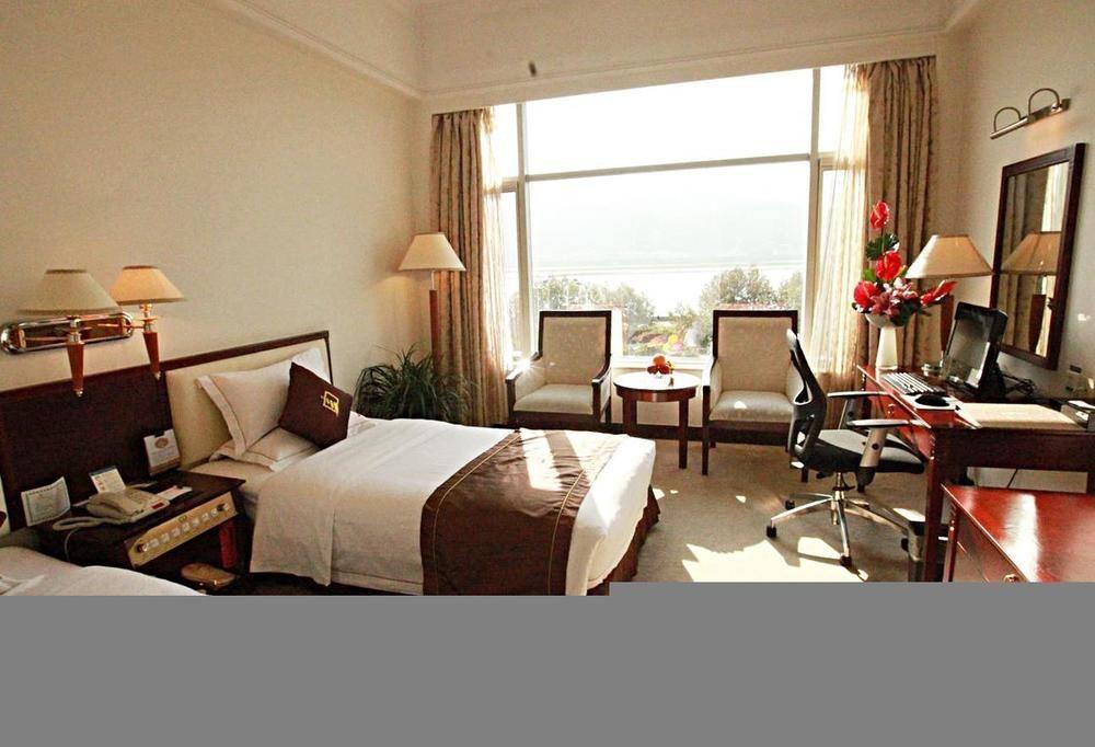Weiselect Wanghu Hotel Kunming Dış mekan fotoğraf