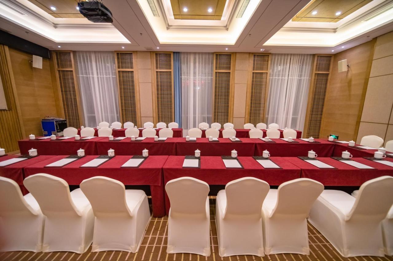 Weiselect Wanghu Hotel Kunming Dış mekan fotoğraf